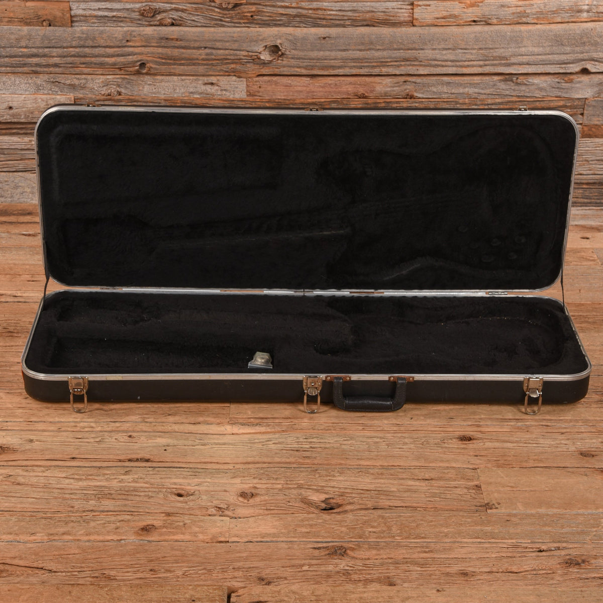 Fender Telecaster Deluxe Black 1975 - View 9 | MusicMarket