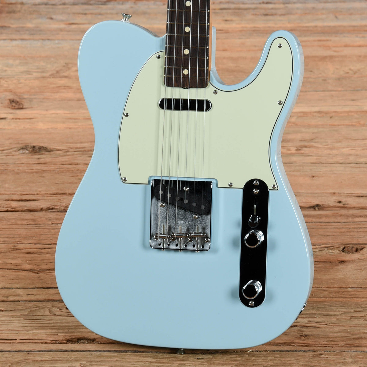 Fender Vintera II 60s Telecaster Sonic Blue 2023 - View 2 | MusicMarket