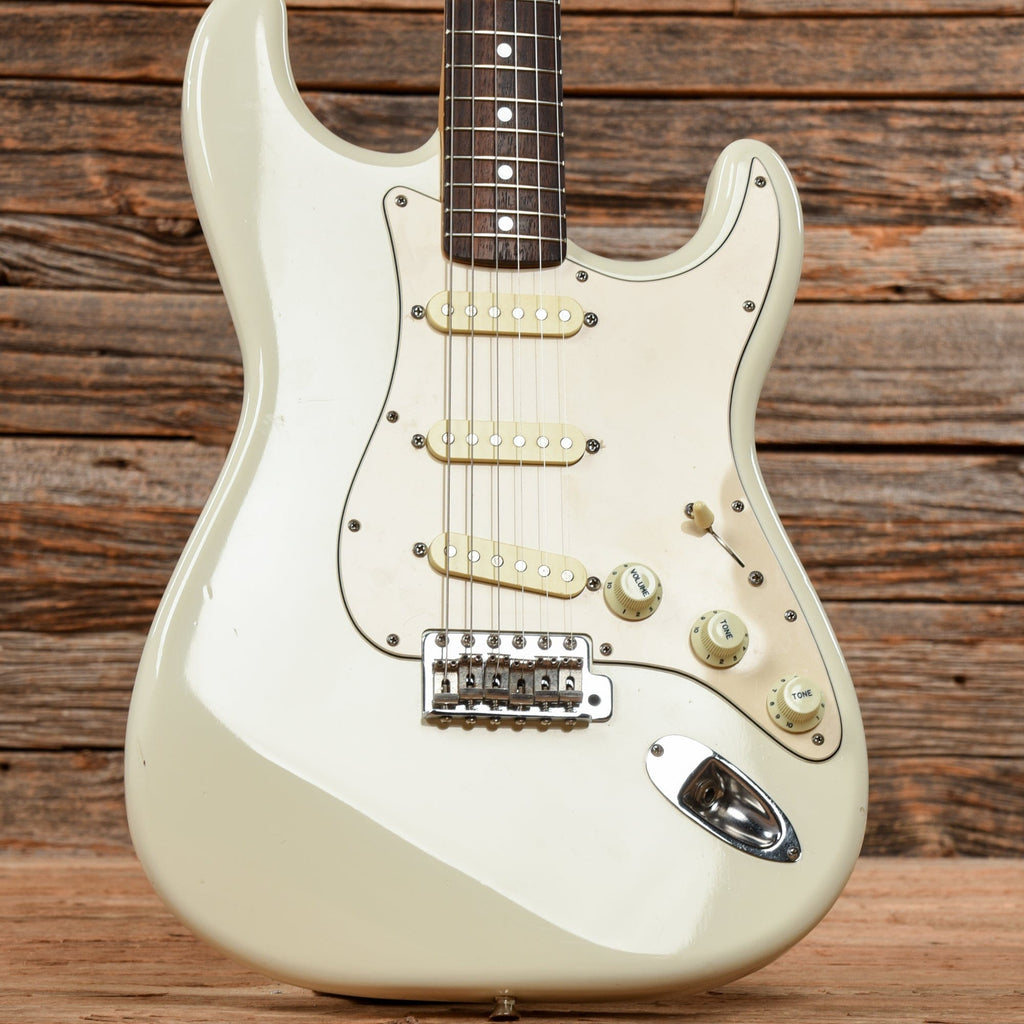 Fender Wayne's World Squier Strat White - View 8 | MusicMarket