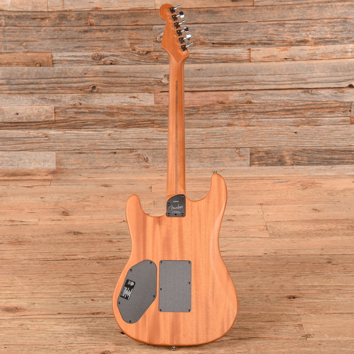 Fender American Acoustasonic Stratocaster 3-Color Sunburt - View 5 | MusicMarket