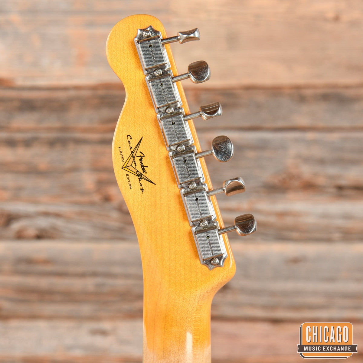 Fender Custom Shop Limited Edition Postmodern Telecaster Journeyman Relic 3-Tone Sunburst Sparkle - View 7 | MusicMarket