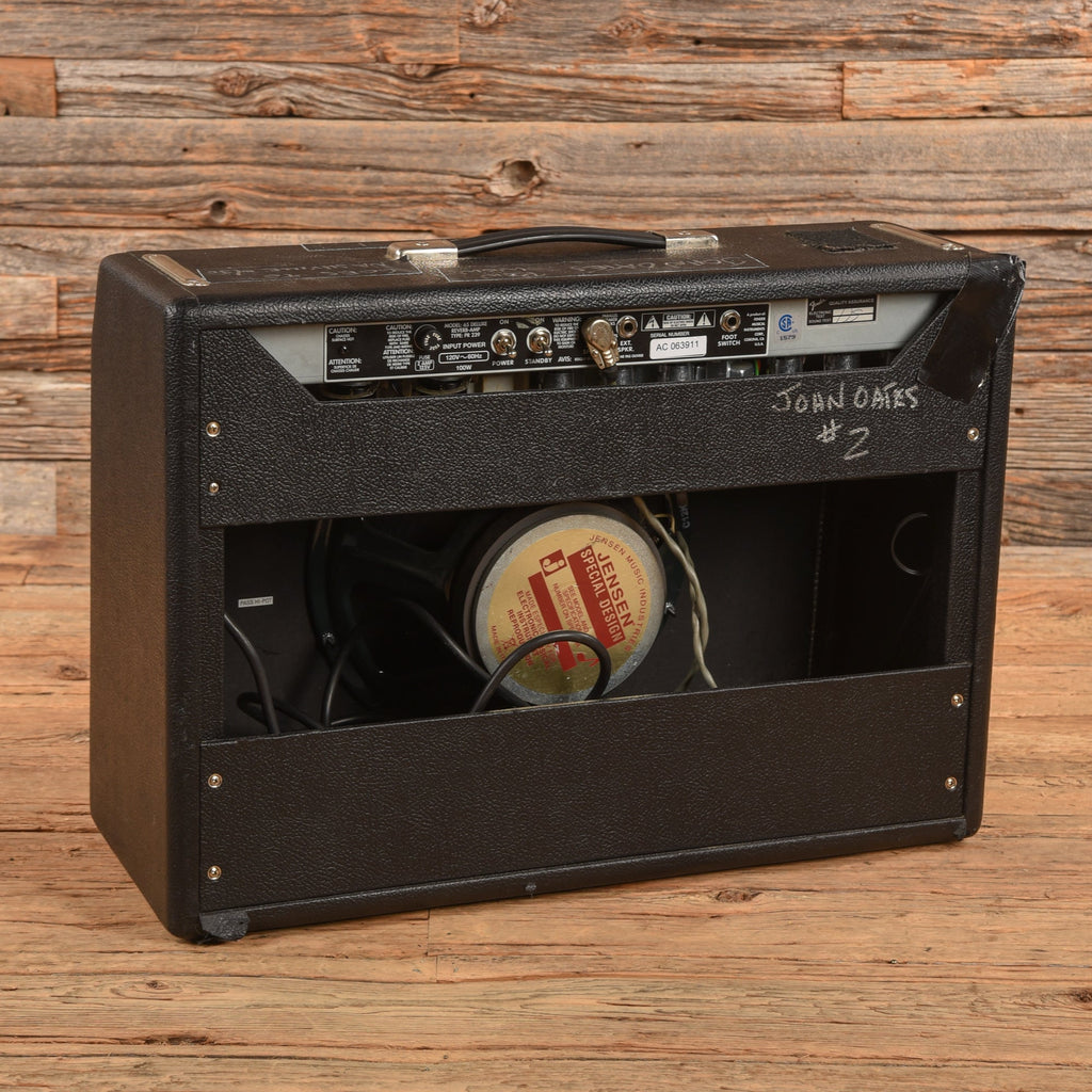 Fender Deluxe Reverb w/ Road Case 2007 - John Oates - View 2 | MusicMarket