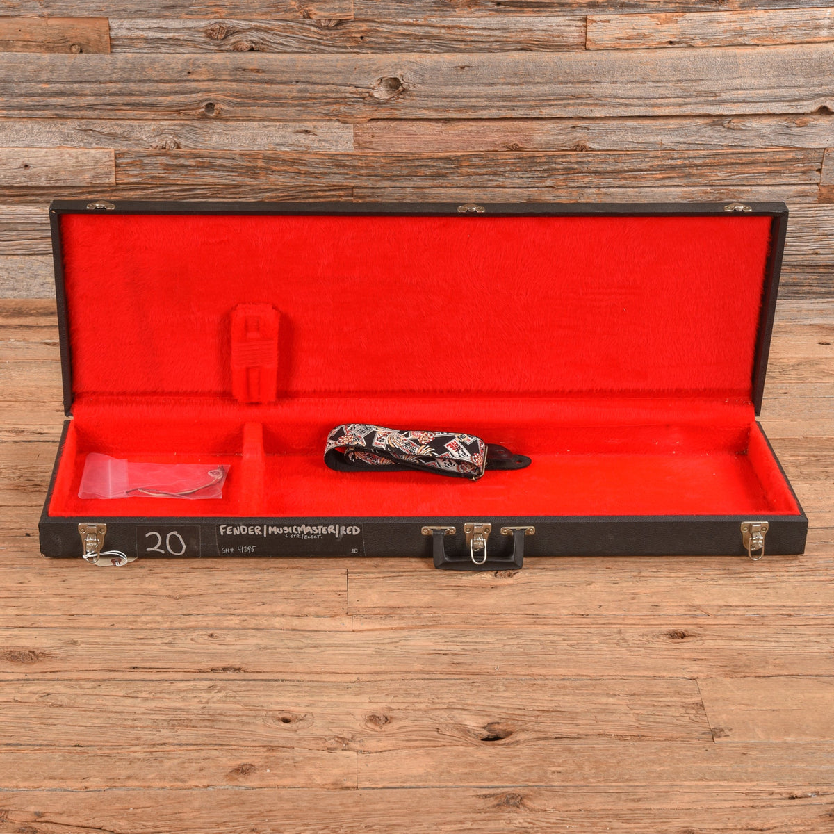 Fender Music Master Candy Apple Red 1959 - John Oates - View 9 | MusicMarket