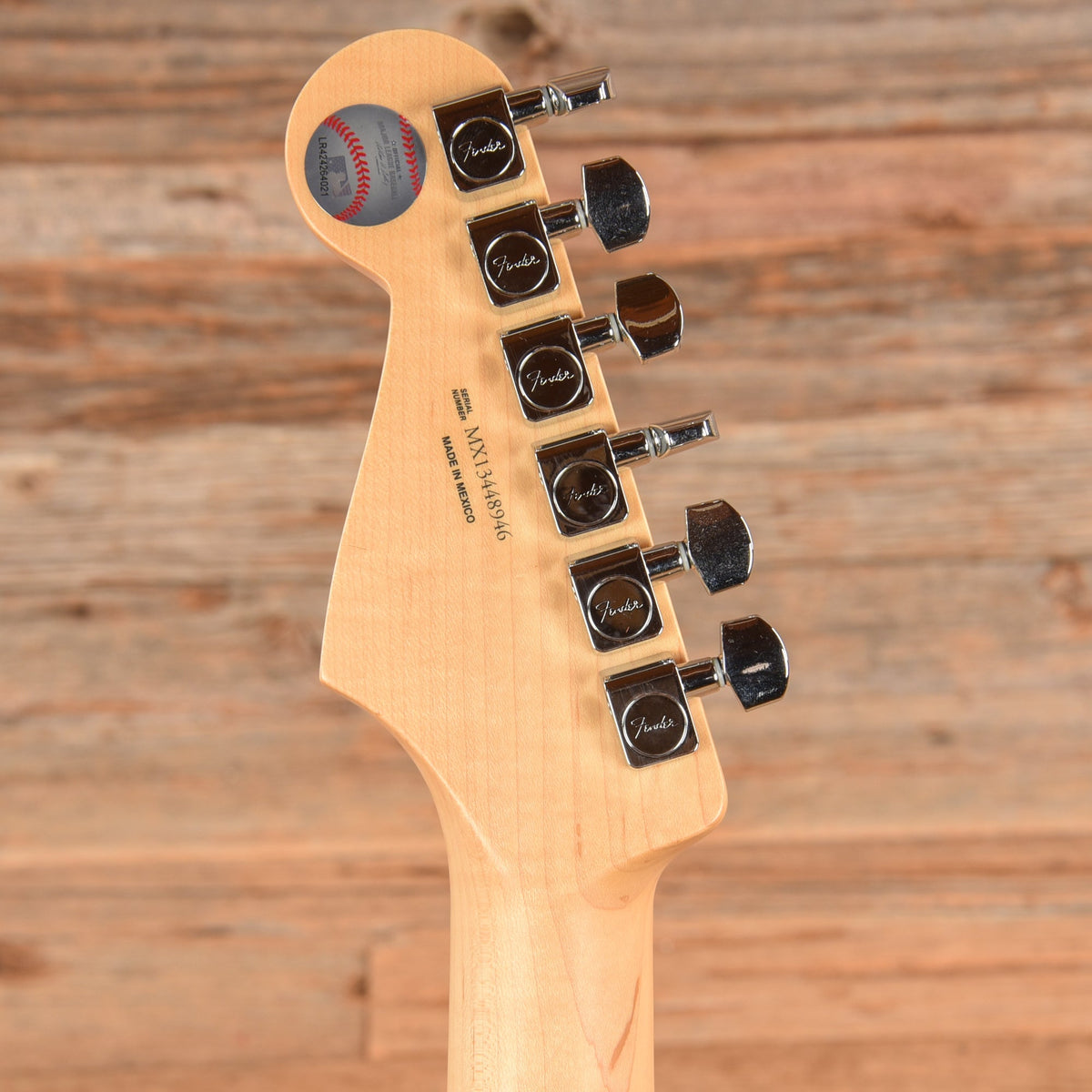 Fender Phillies Stratocaster 2014 - John Oates - View 7 | MusicMarket