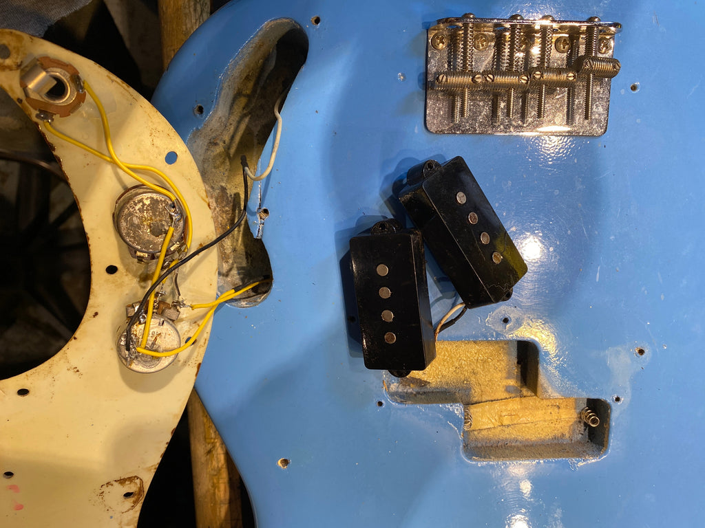 Fender Precision Bass Blue Refin 1965 - Zac Brown - View 14 | MusicMarket