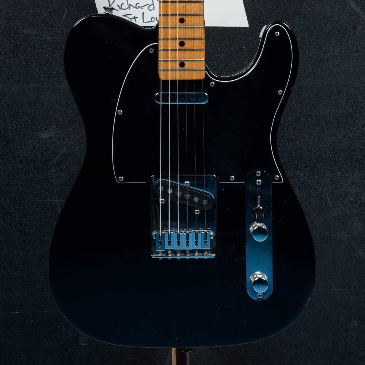 Fender Telecaster Black 1969 - View 4 | MusicMarket