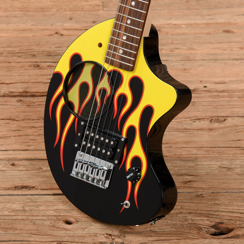 Fernandes Bean Shaped Travel Guitar/Amp Black with Flames - View 2 | MusicMarket