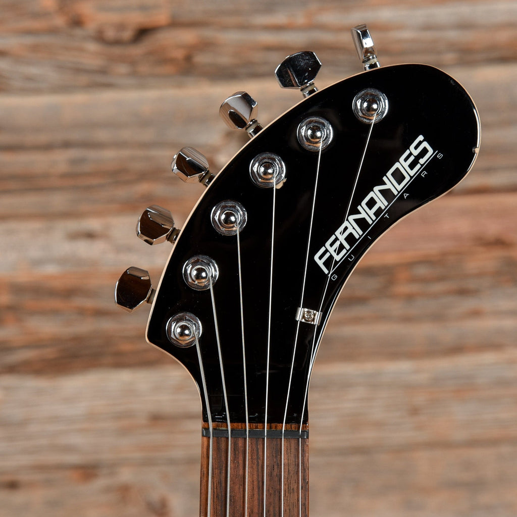 Fernandes Bean Shaped Travel Guitar/Amp Black with Flames - View 6 | MusicMarket