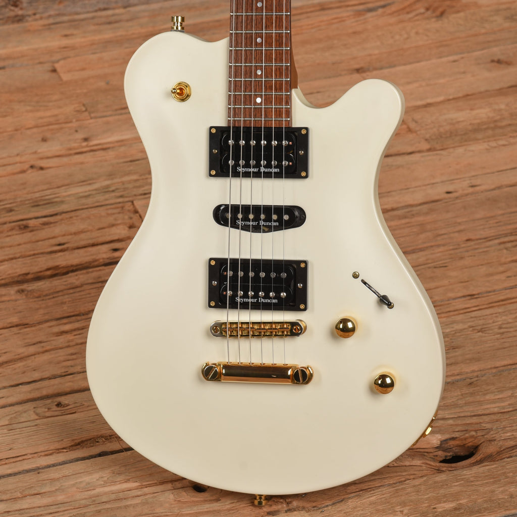 Framus Panthera Studio HSH White 2012 - View 2 | MusicMarket