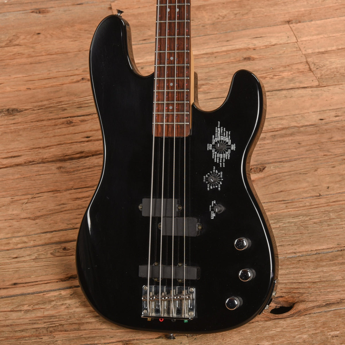 Fretlight 200 Series Bass Black - View 2 | MusicMarket
