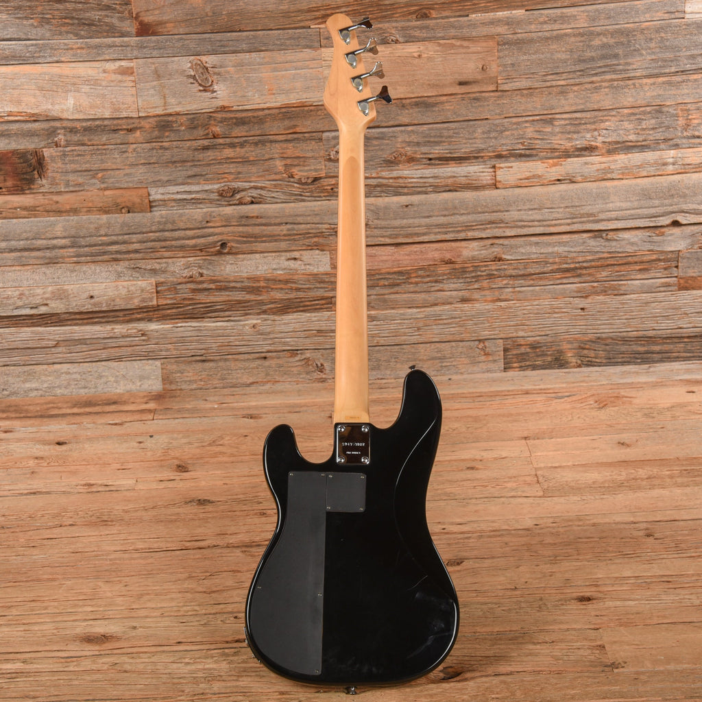 Fretlight 200 Series Bass Black - View 5 | MusicMarket