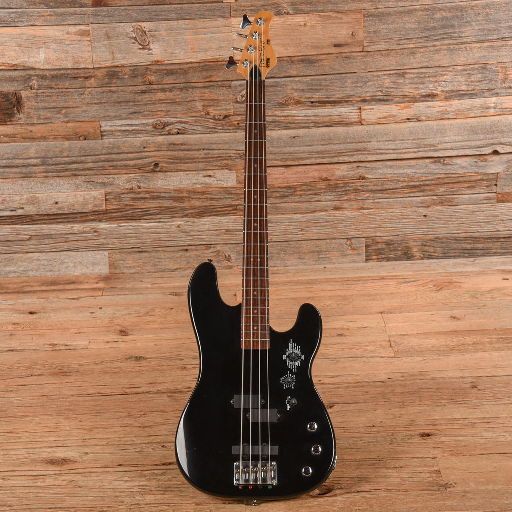 Fretlight 200 Series Bass Black - View 4 | MusicMarket