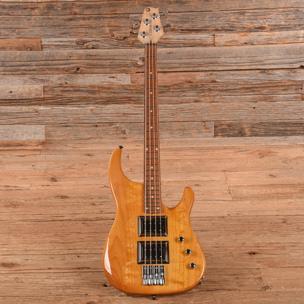 G.Gould Short Scale Bass Natural - View 4 | MusicMarket