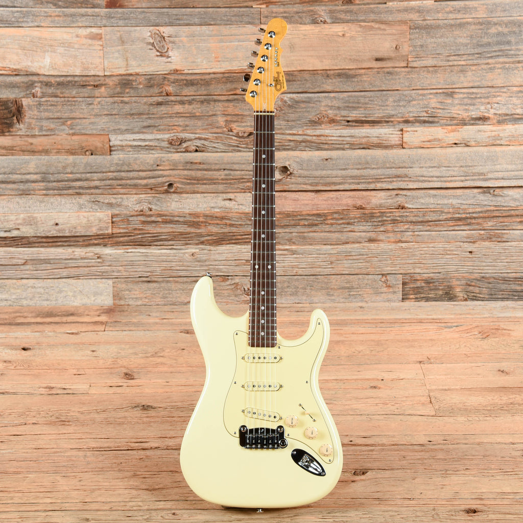 G&L Legacy Vintage White - View 4 | MusicMarket