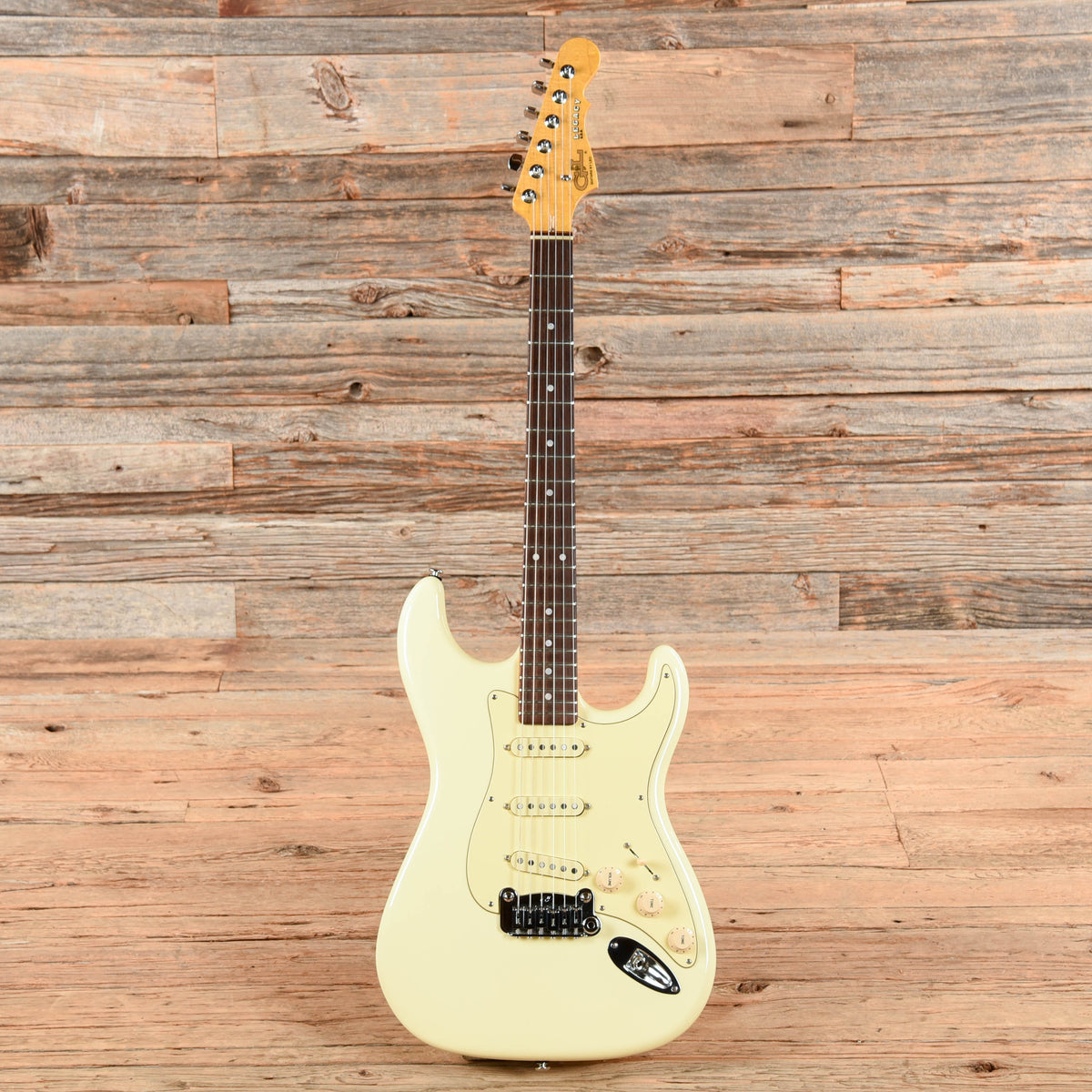 G&L Legacy Vintage White - View 4 | MusicMarket