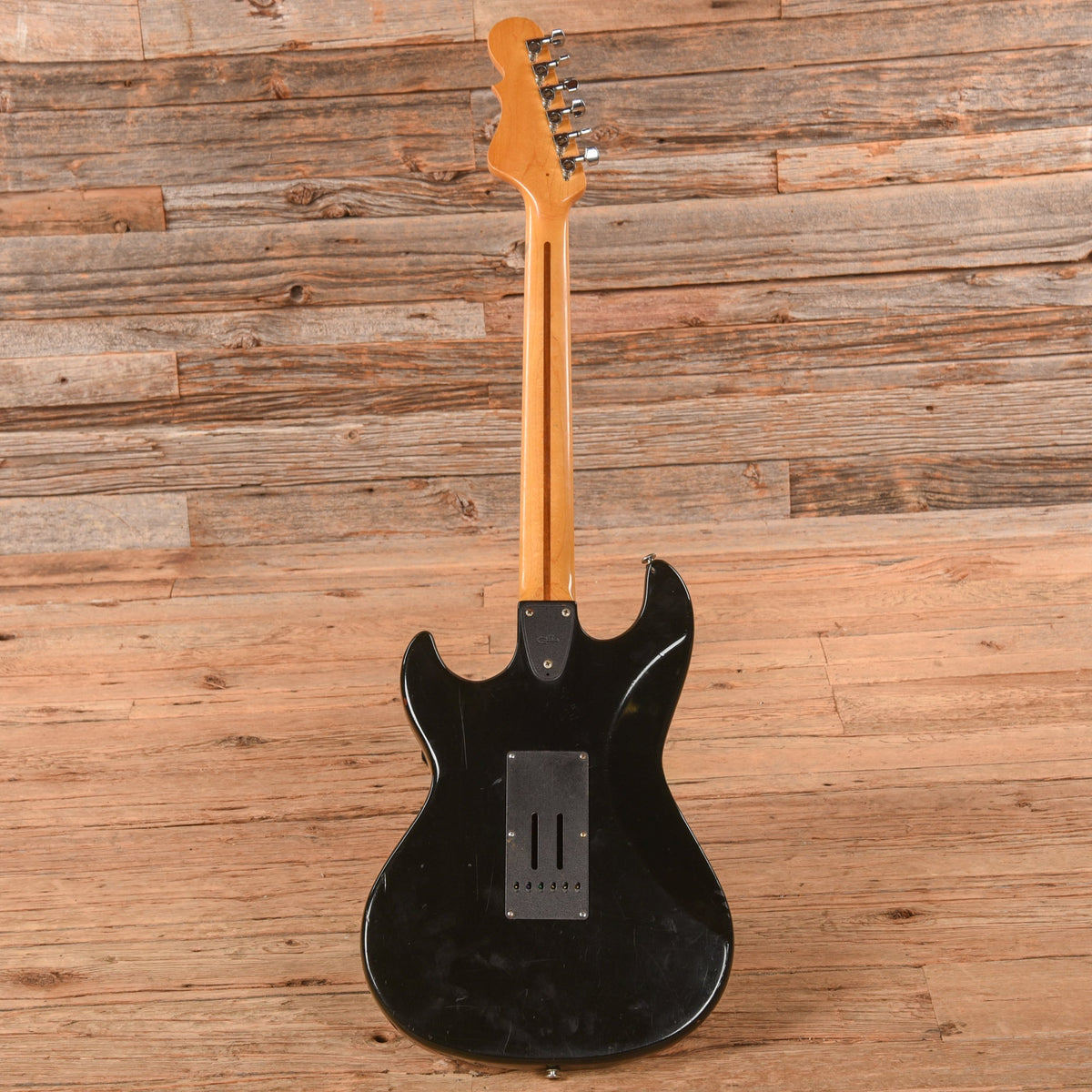 G&L S-500 Black - View 5 | MusicMarket