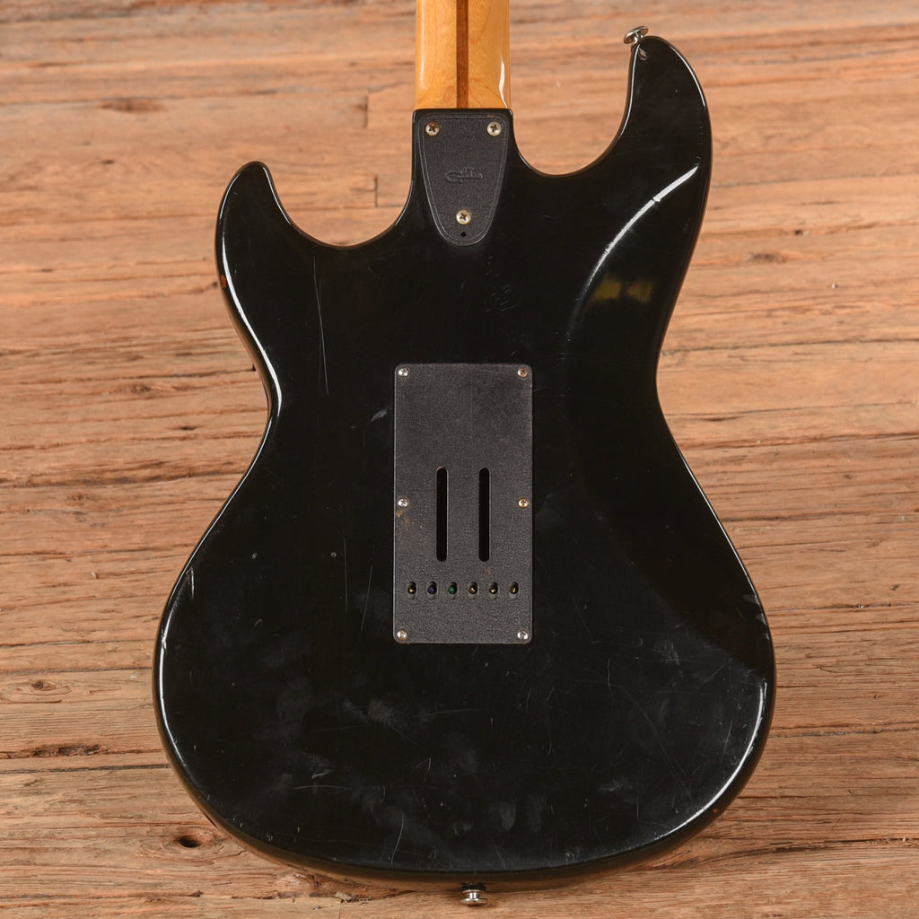 G&L S-500 Black - View 3 | MusicMarket