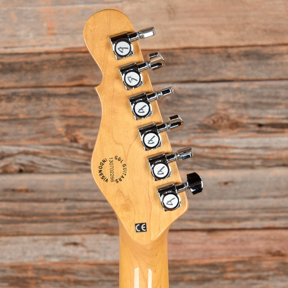 G&L Tribute Series ASAT Classic Bluesboy Semi-Hollow Transparent Orange - View 7 | MusicMarket