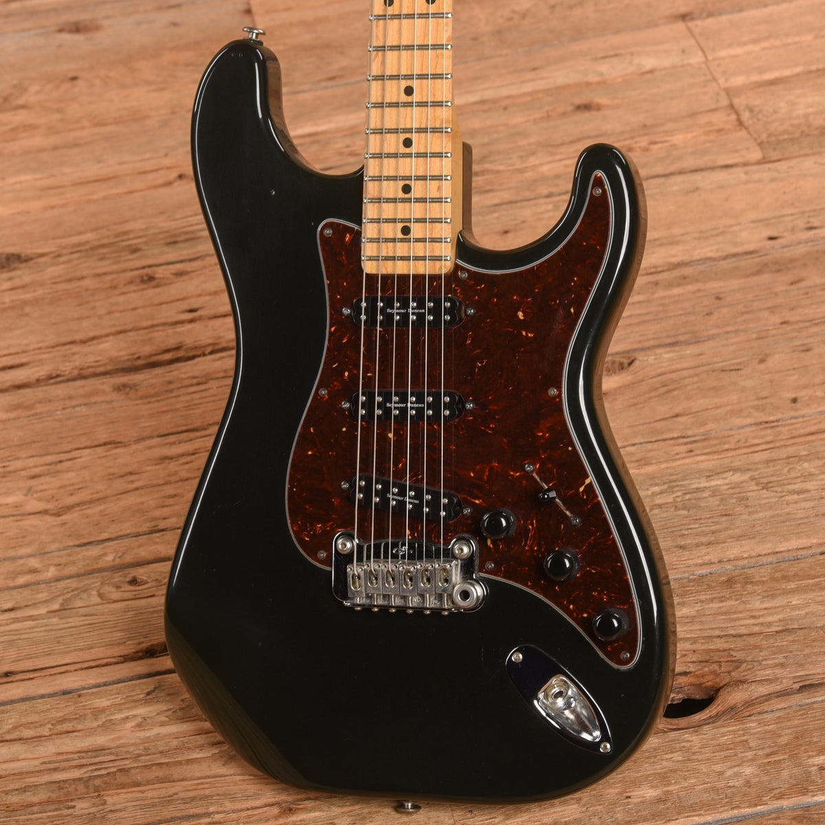 G&L USA Legacy Black 1995 - View 2 | MusicMarket