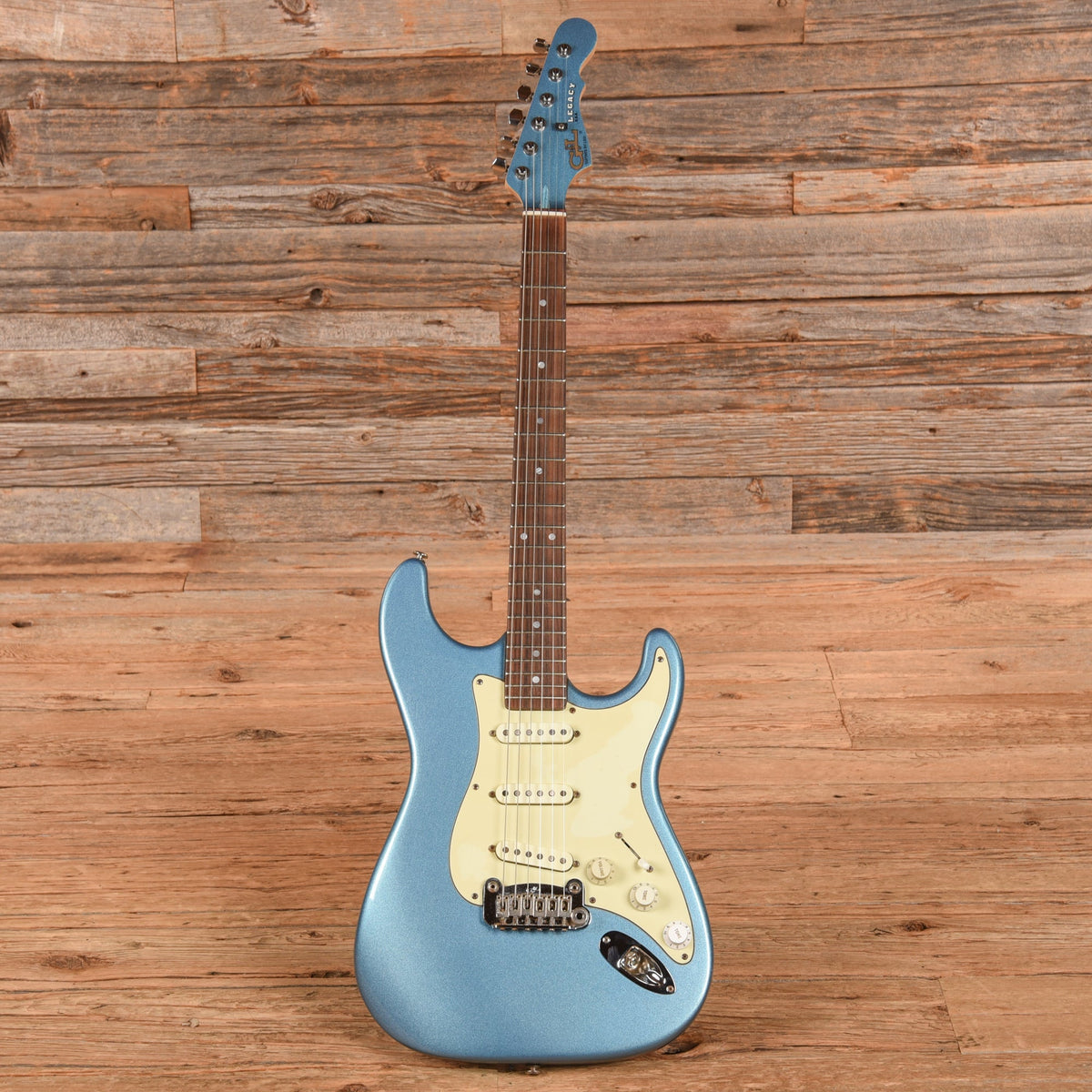 G&L USA Legacy Blue - View 4 | MusicMarket