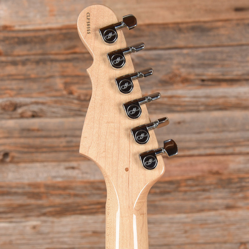 G&L USA Legacy White - View 7 | MusicMarket