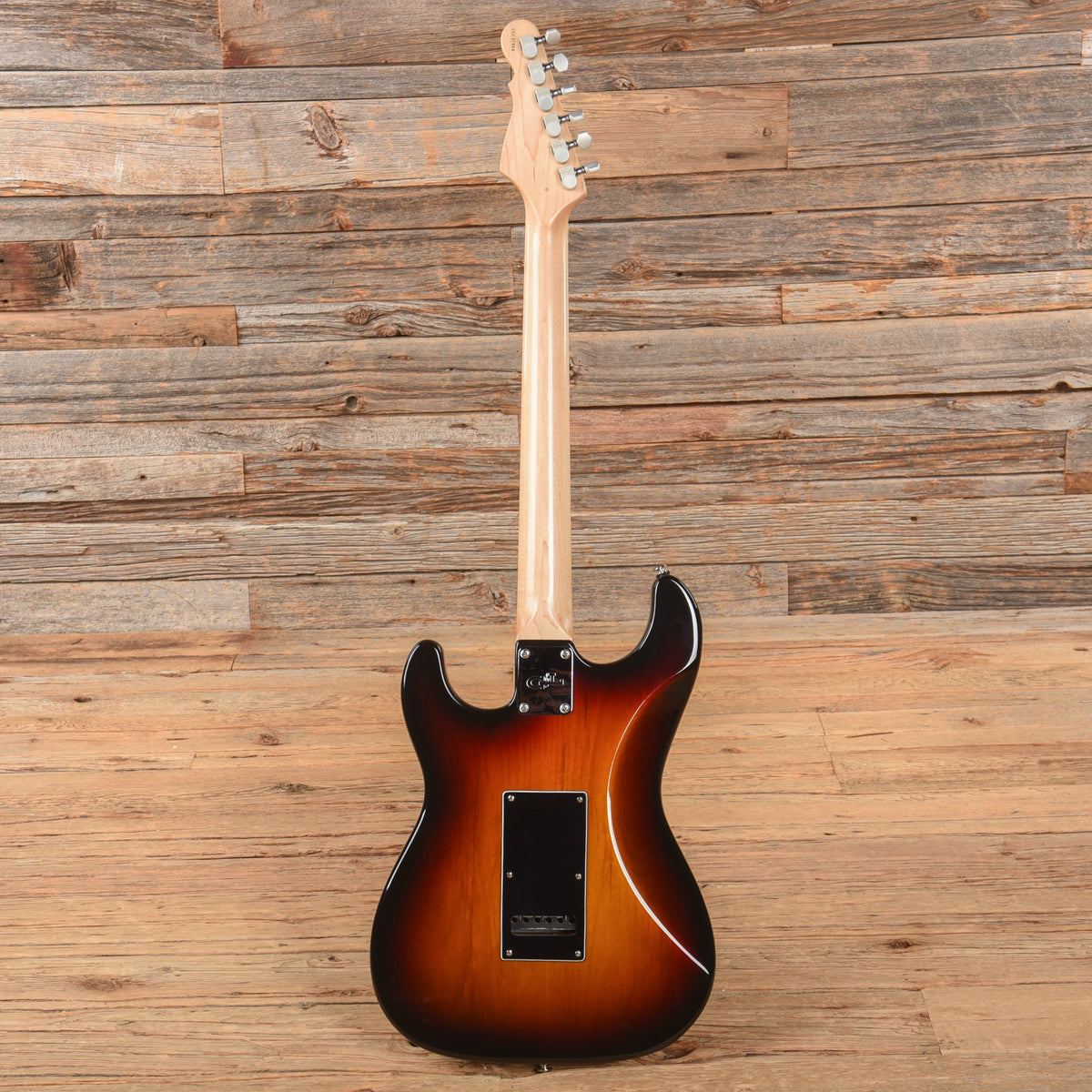 G&L USA Legcay Sunburst - View 5 | MusicMarket