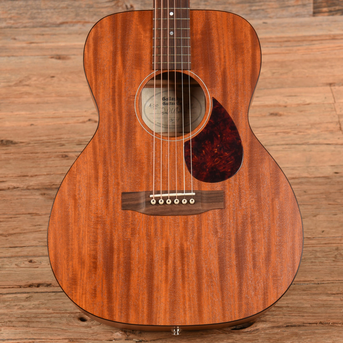 Gallagher A30 Natural - MusicMarket
