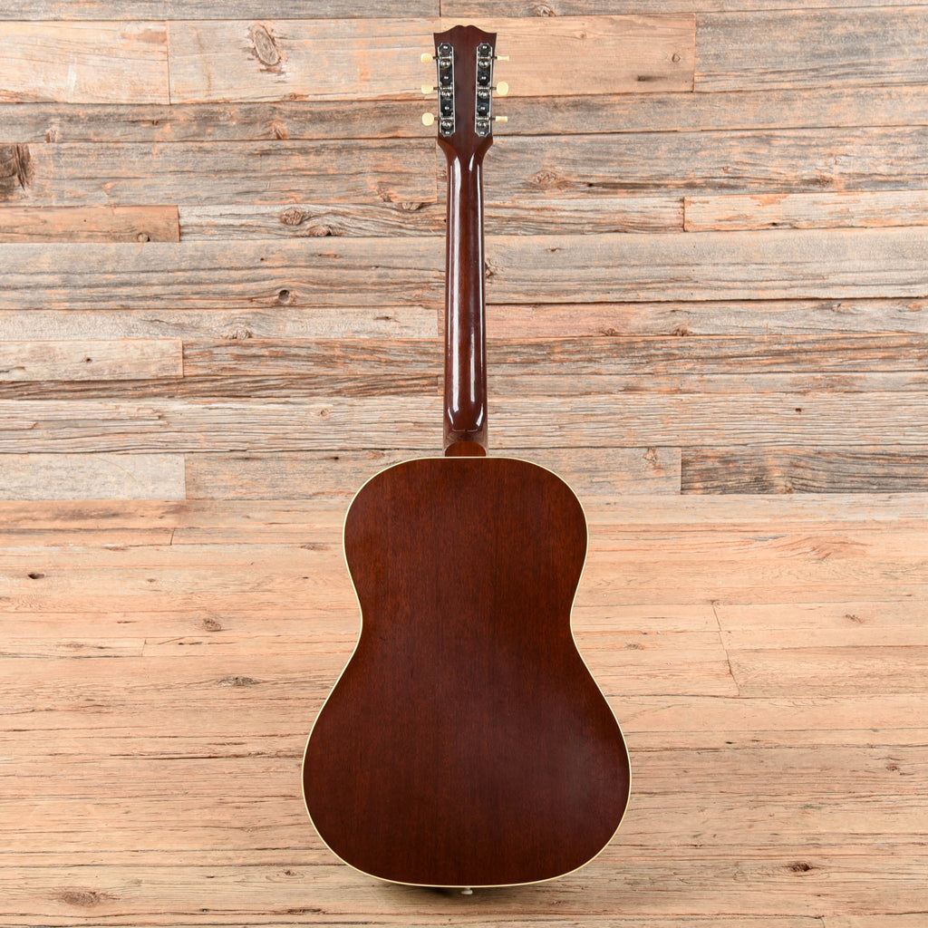 Gibson Custom 1942 Banner LG-2 Sunburst 2022 - View 5 | MusicMarket