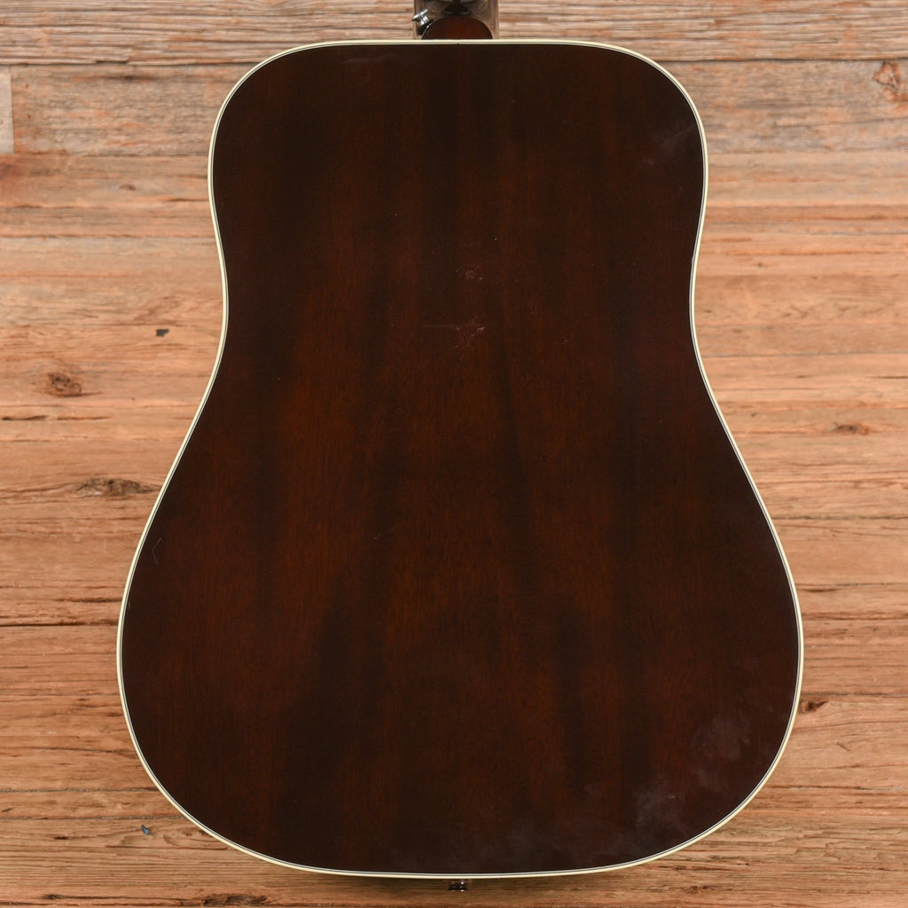 Gibson Hummingbird Sunburst 2024 - View 3 | MusicMarket