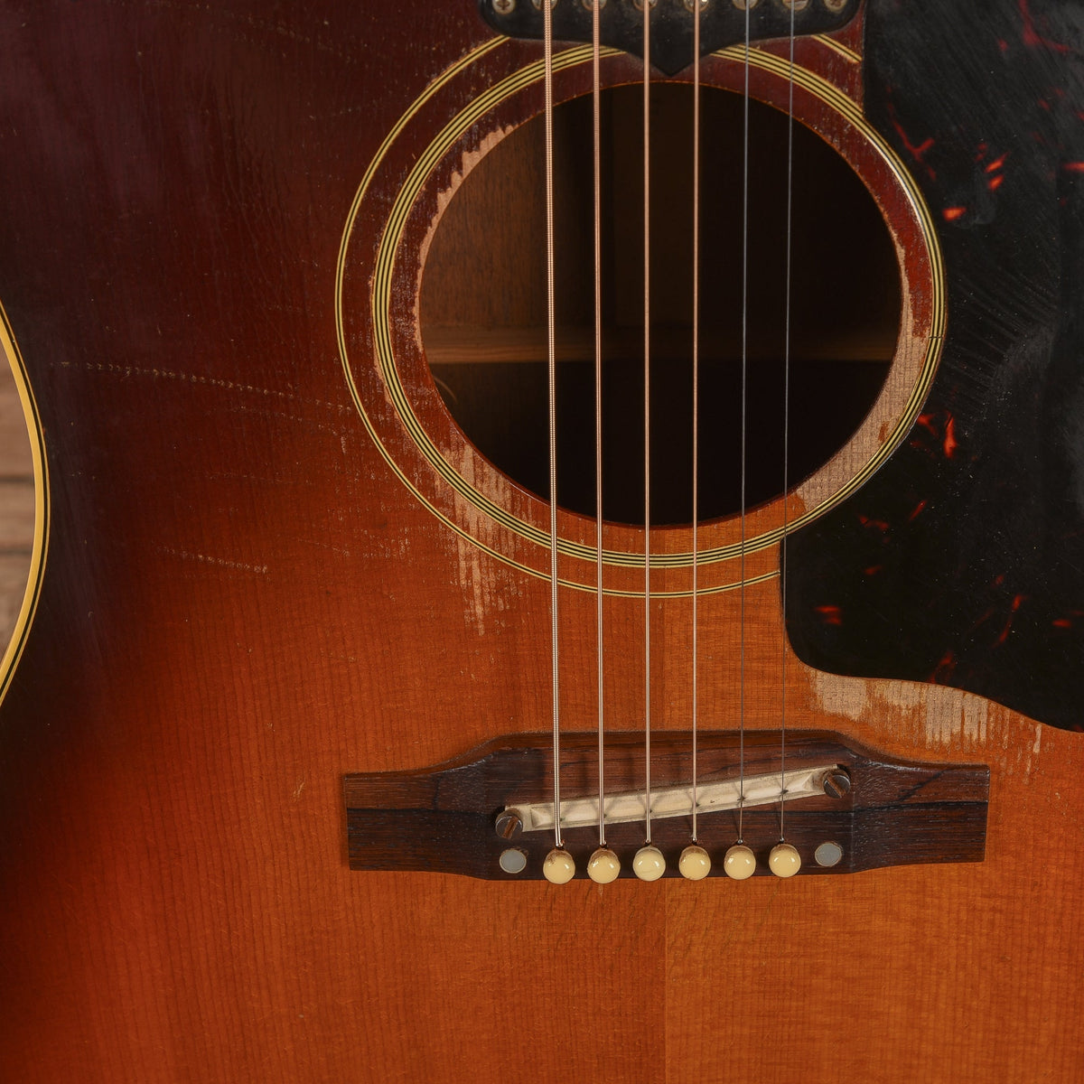 Gibson J-160E Sunburst 1965 - View 10 | MusicMarket