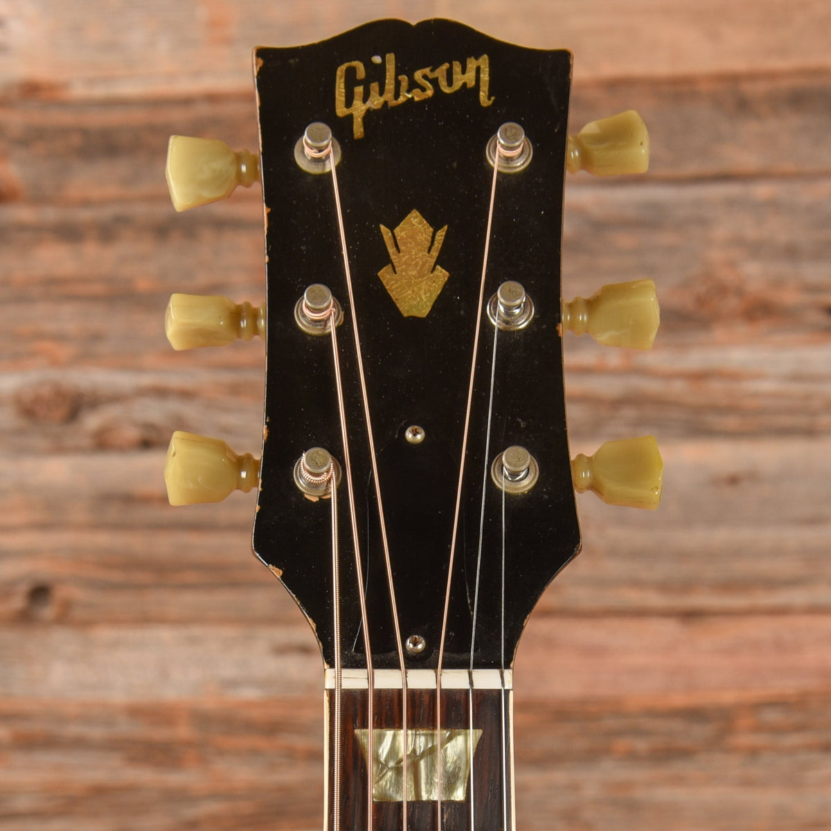 Gibson J-160E Sunburst 1965 - View 6 | MusicMarket