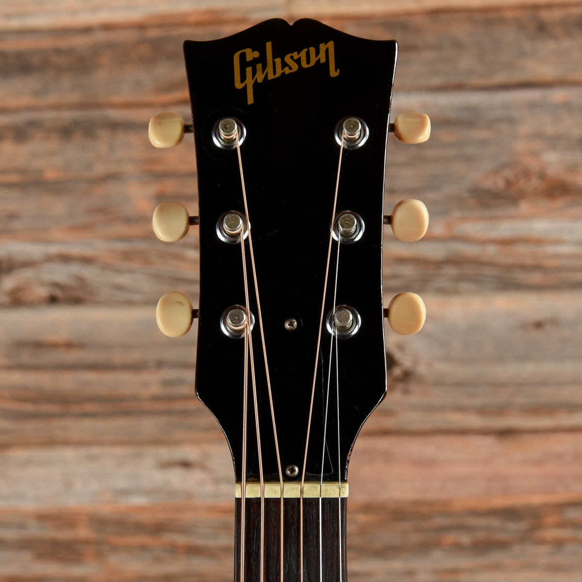 Gibson J-45 Cherry Sunburst 1966 - View 6 | MusicMarket