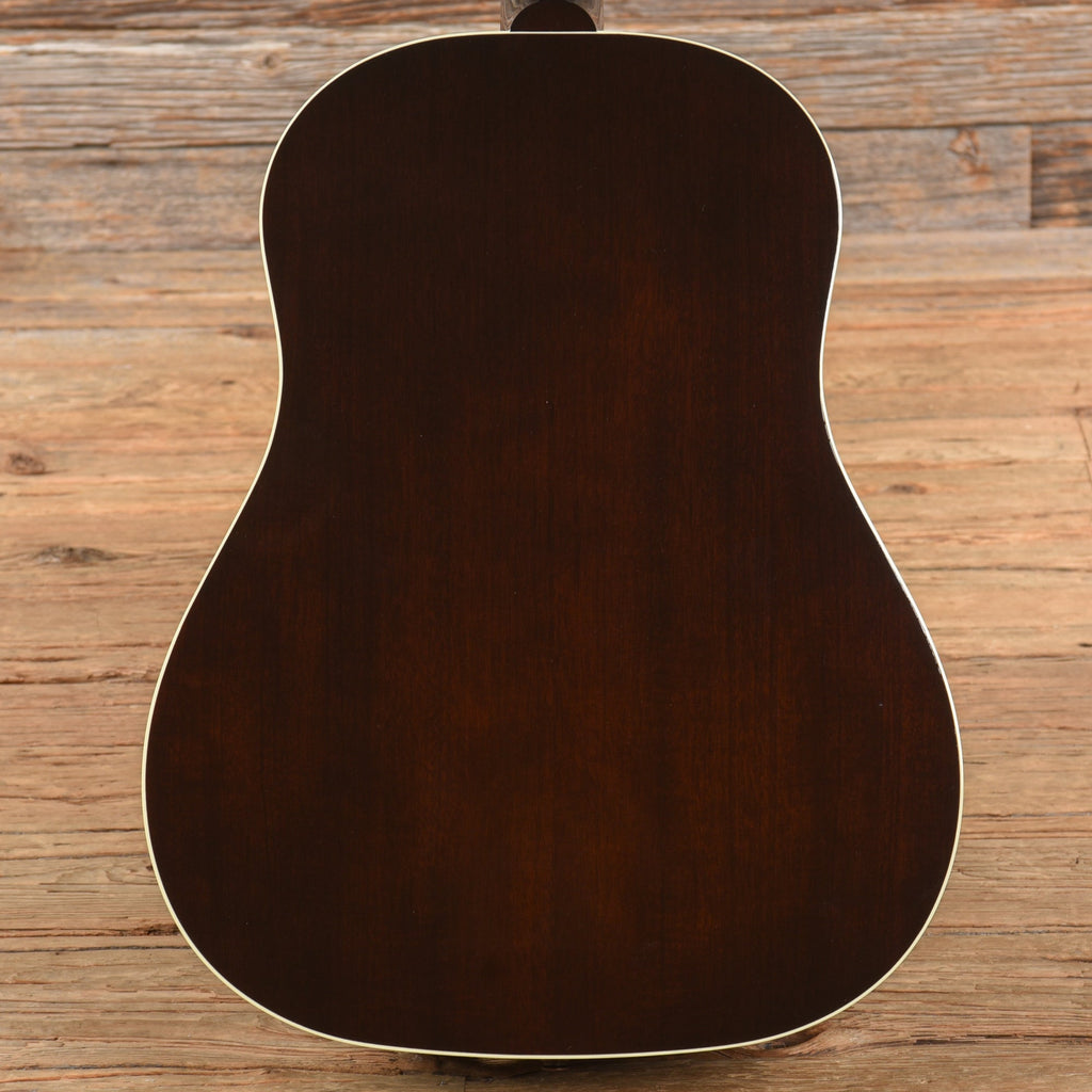 Gibson J-45 Standard Sunburst 2024 - View 3 | MusicMarket
