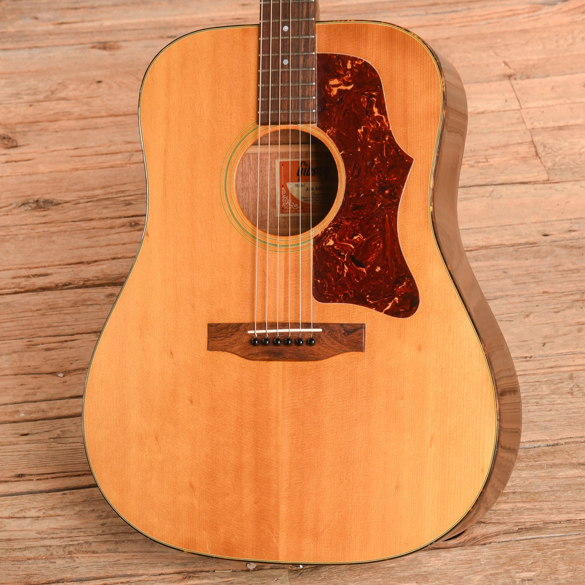 Gibson J-50 Deluxe Natural 1973 - View 2 | MusicMarket