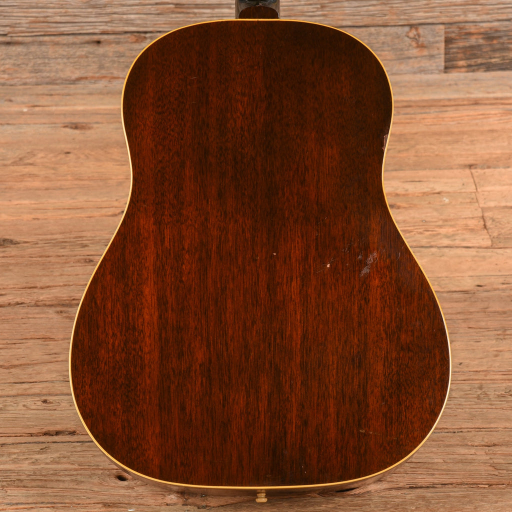 Gibson J-50ADJ Natural 1967 - View 3 | MusicMarket