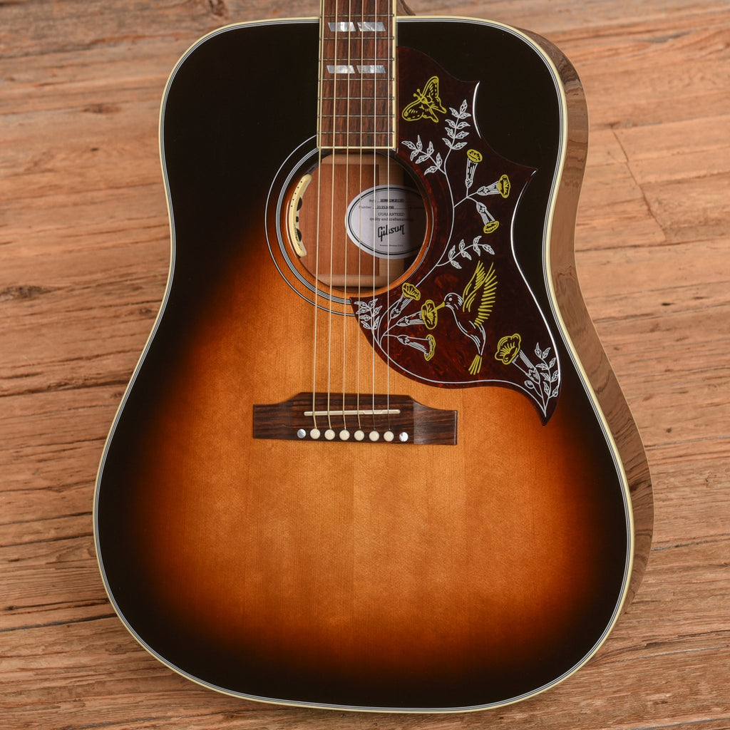 Gibson Modern Hummingbird Standard Sunburst 2023 - View 2 | MusicMarket