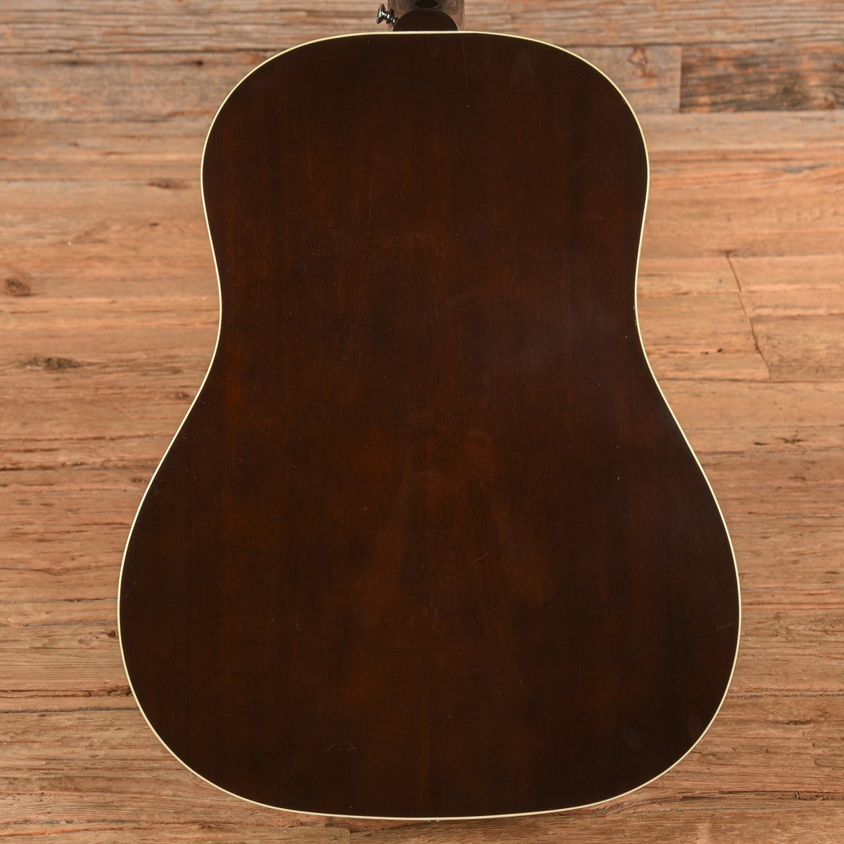 Gibson 60's J-45 Historic Collection Sunburst 2005 - View 3 | MusicMarket