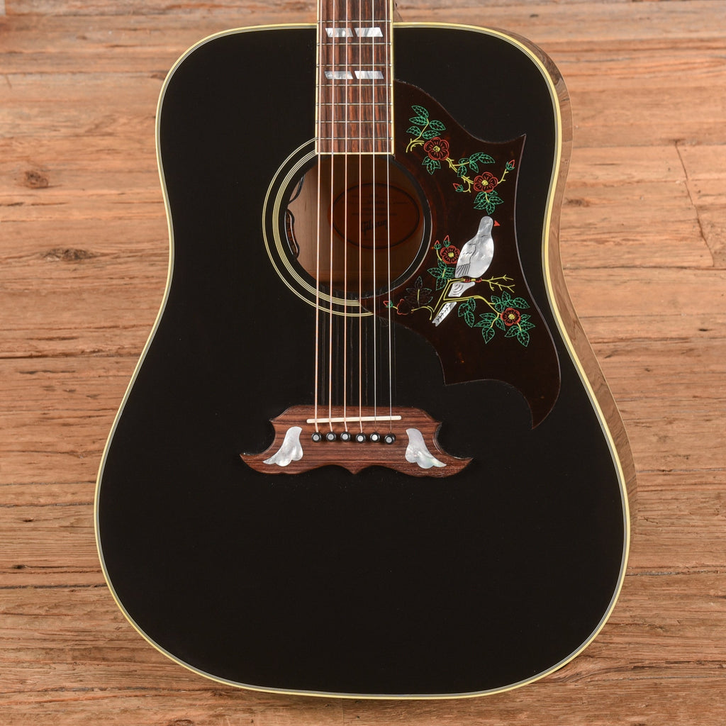 Gibson Dove Ebony 2024 - View 2 | MusicMarket