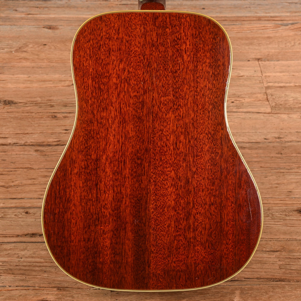 Gibson Hummingbird Sunburst 1965 - View 3 | MusicMarket