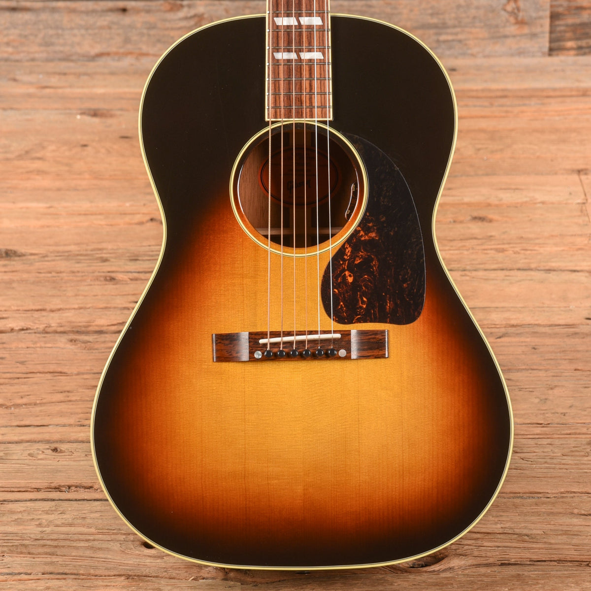 Gibson Nathaniel Rateliff LG-2 Sunburst 2025 - MusicMarket