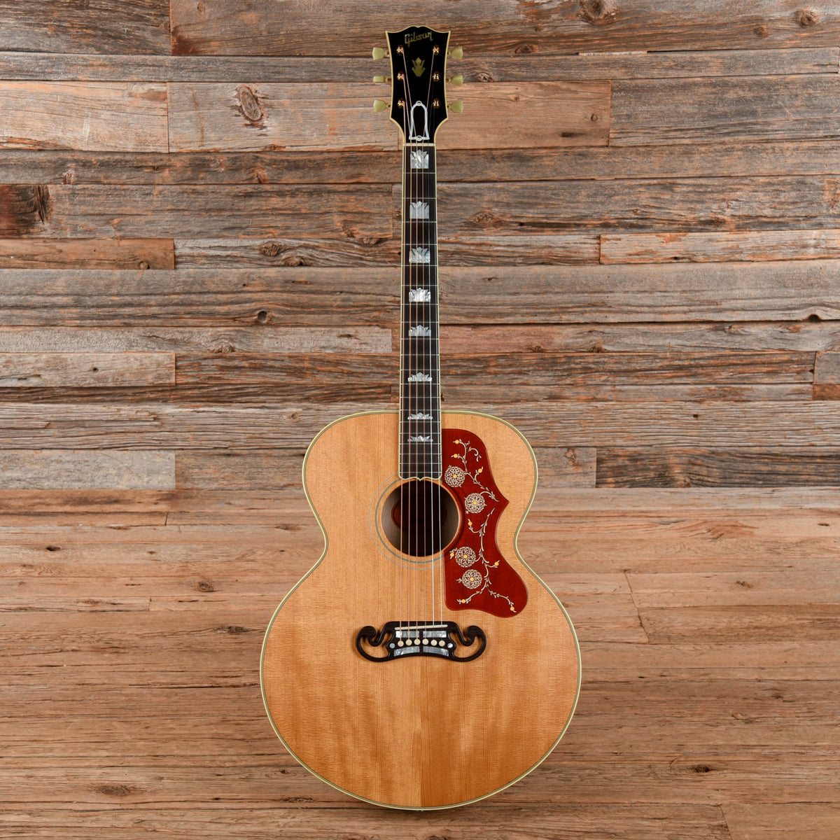 Gibson Custom Historic 1957 SJ-200 Reissue Antique Natural 2024 - View 4 | MusicMarket
