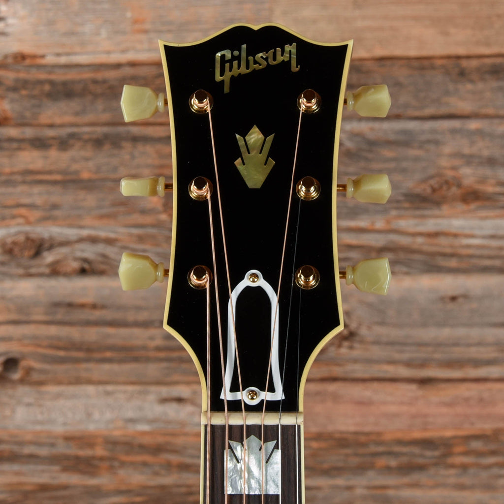 Gibson Custom Historic 1957 SJ-200 Reissue Antique Natural 2024 - View 6 | MusicMarket
