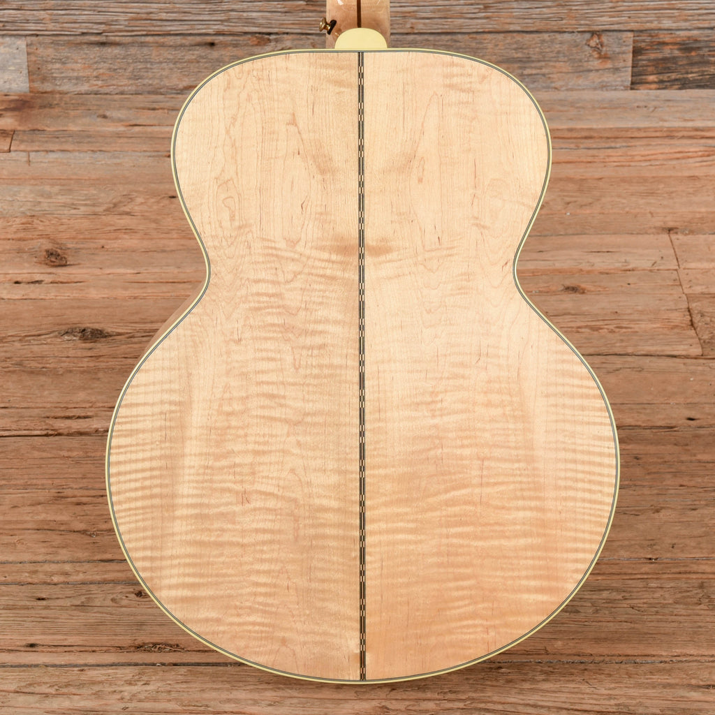 Gibson Custom Historic 1957 SJ-200 Reissue Antique Natural 2024 - View 3 | MusicMarket