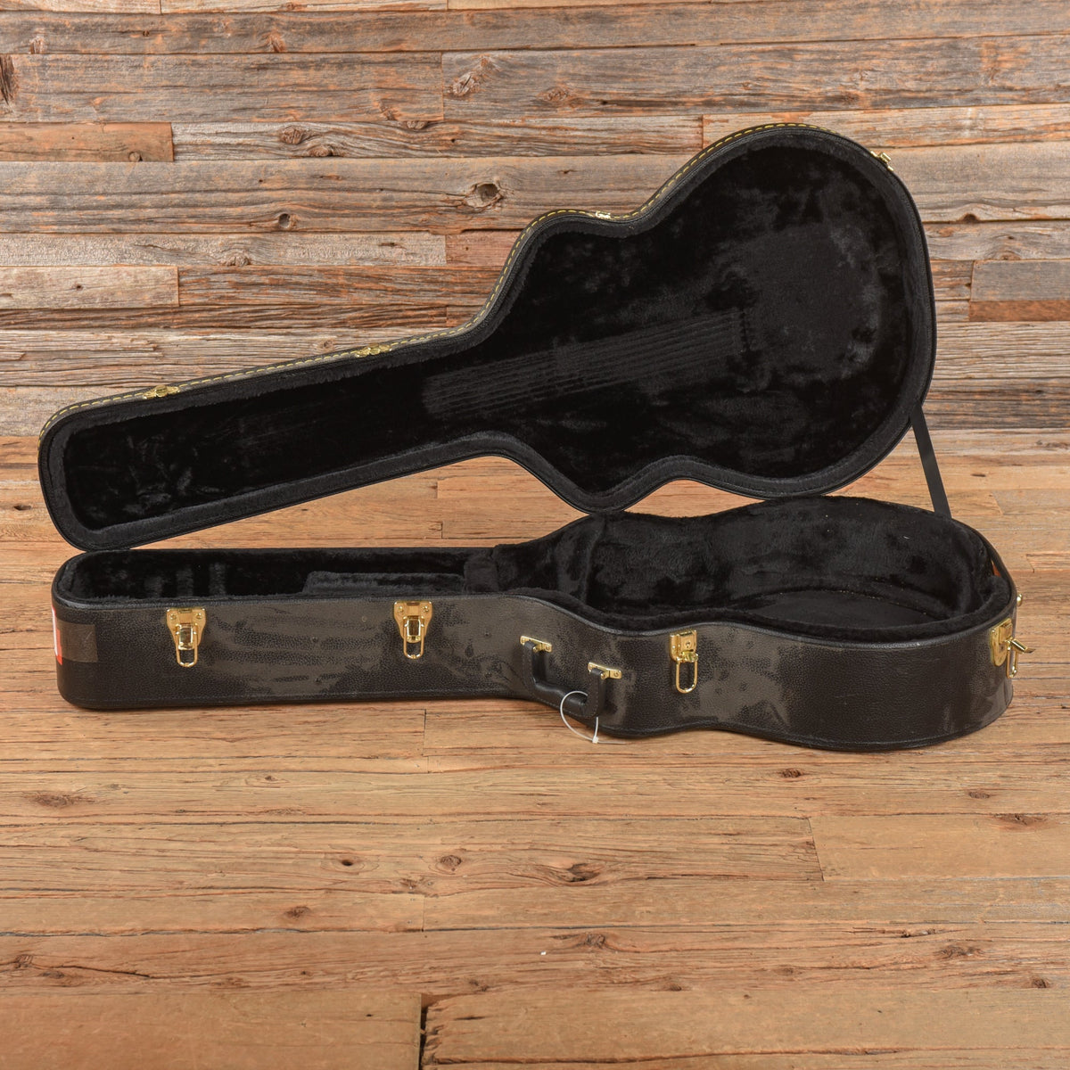 Gibson J-200 Sunburst 1974 - View 9 | MusicMarket