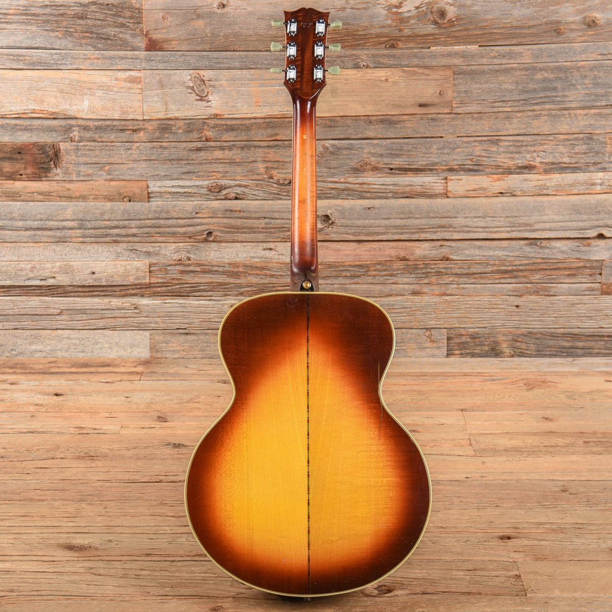 Gibson J-200 Sunburst 1974 - View 5 | MusicMarket