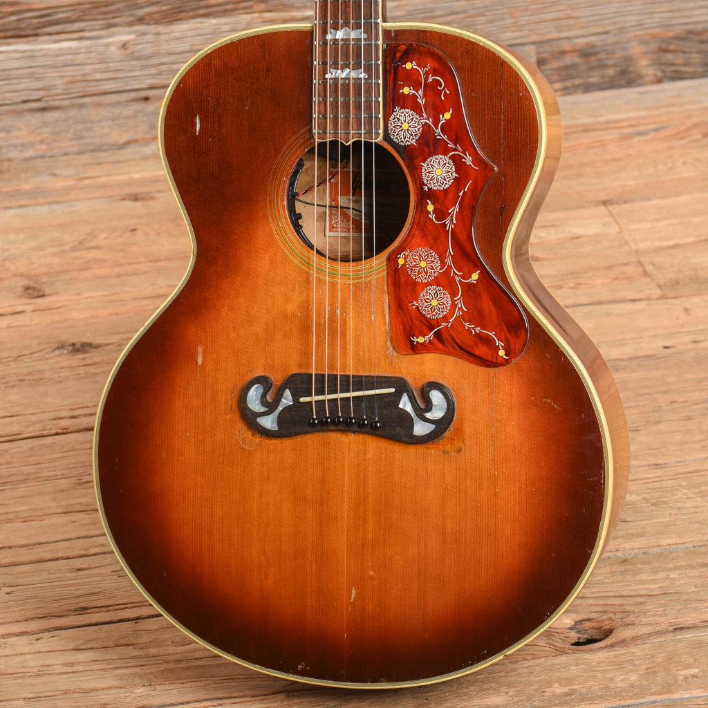 Gibson J-200 Sunburst 1974 - View 2 | MusicMarket