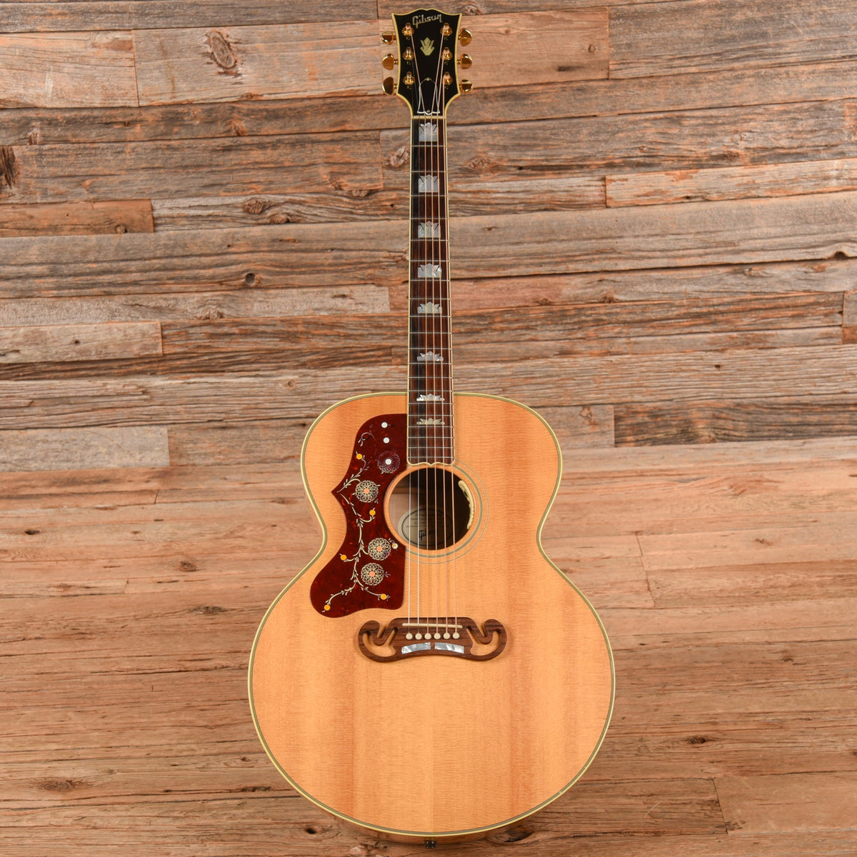 Gibson SJ-200 Standard Sunburst 2020 LEFTY - View 4 | MusicMarket