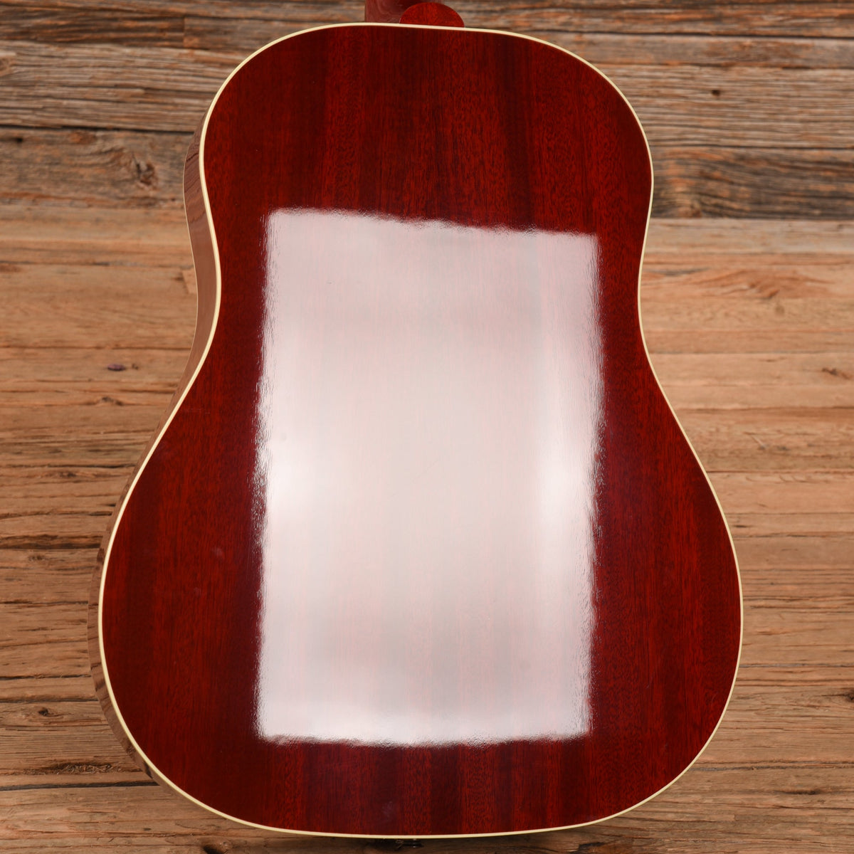 Gibson J-45 Standard Cherry 2022 LEFTY - View 9 | MusicMarket