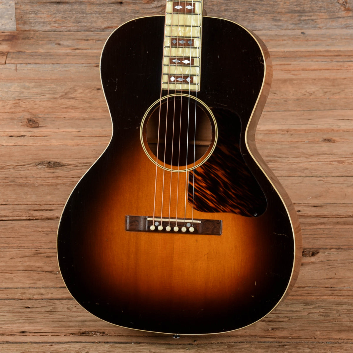Gibson Century of Progress Hawaiian Sunburst 1937 - View 2 | MusicMarket