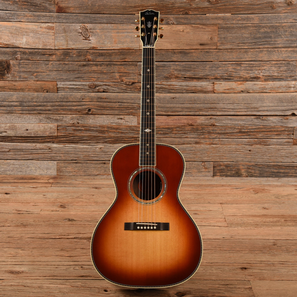 Gibson L-00 Deluxe Sunburst 2021 LEFTY - View 4 | MusicMarket